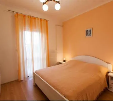 Ana Bed and breakfast 3*