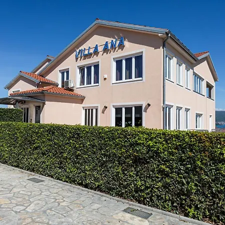 Frühstückspension B&B Villa Ana 3*