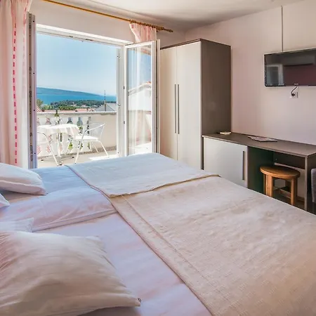 Bed & Breakfast B&B Villa Ana Krk Town